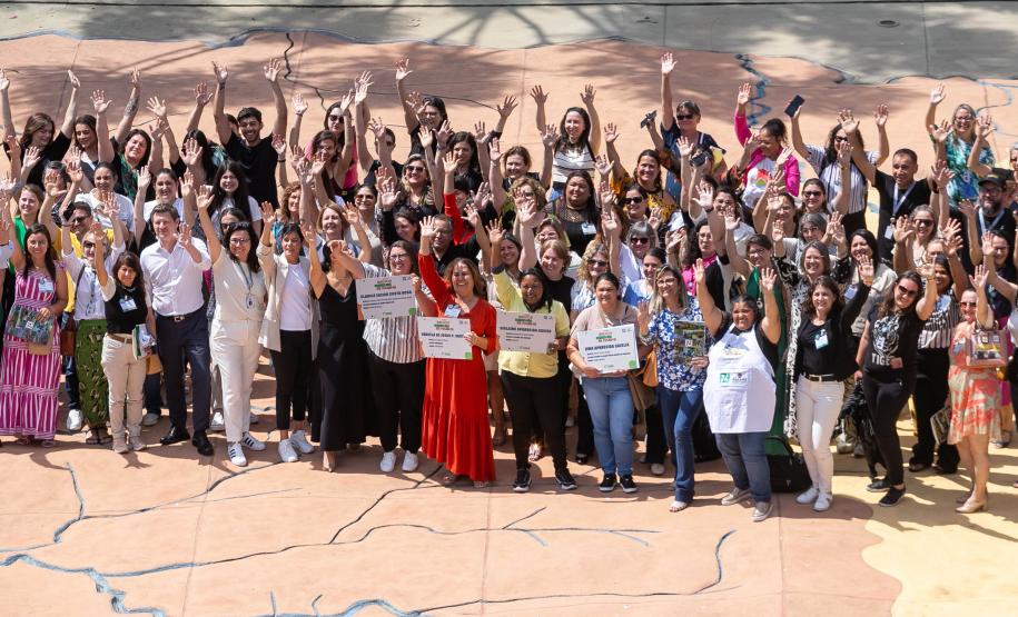 Anúncio das vencedoras do concurso Melhor Merenda do Paraná