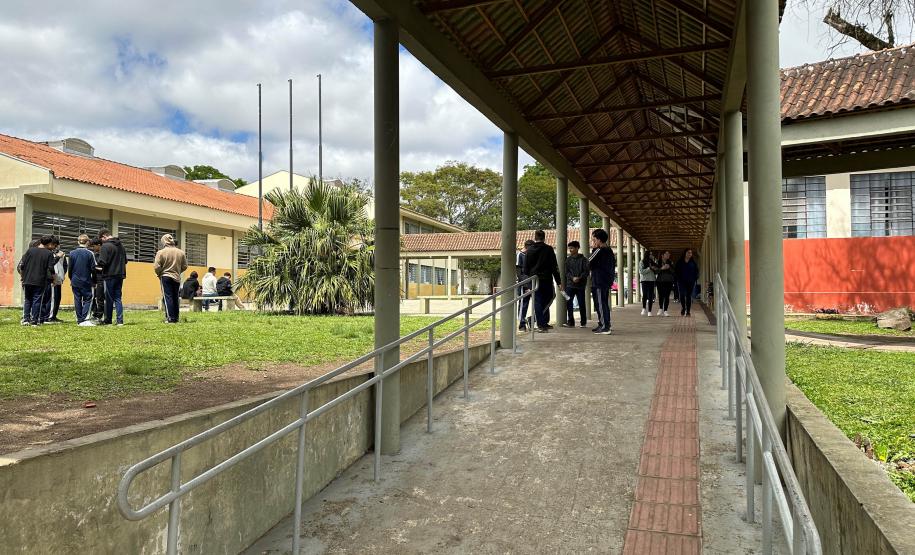4,3 mil toneladas de alimentos: Governo entrega última remessa da merenda para as escolas
