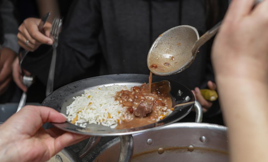 Jurada do concurso da Melhor Merenda é eleita uma das melhores chefs do mundo