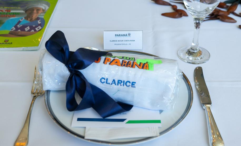 O Governo do Paraná premia as vencedoras do Concurso "A Melhor Merenda do Paraná".