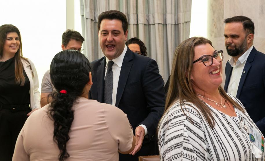 O Governo do Paraná premia as vencedoras do Concurso "A Melhor Merenda do Paraná".