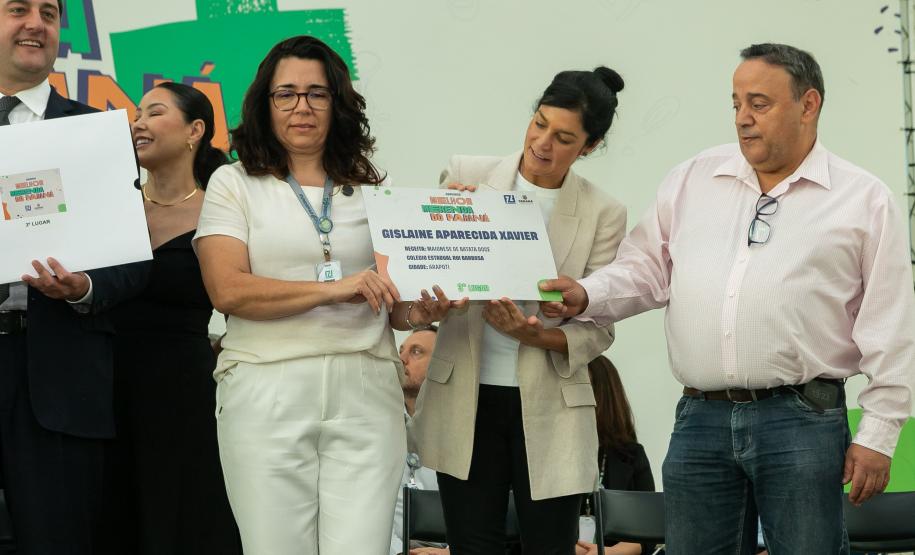 O Governo do Paraná premia as vencedoras do Concurso "A Melhor Merenda do Paraná".