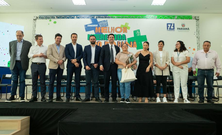 O Governo do Paraná premia as vencedoras do Concurso "A Melhor Merenda do Paraná".