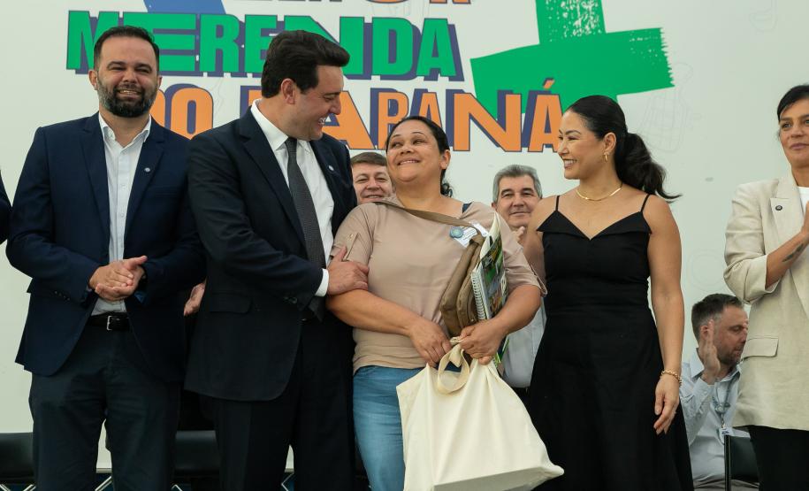 O Governo do Paraná premia as vencedoras do Concurso "A Melhor Merenda do Paraná".