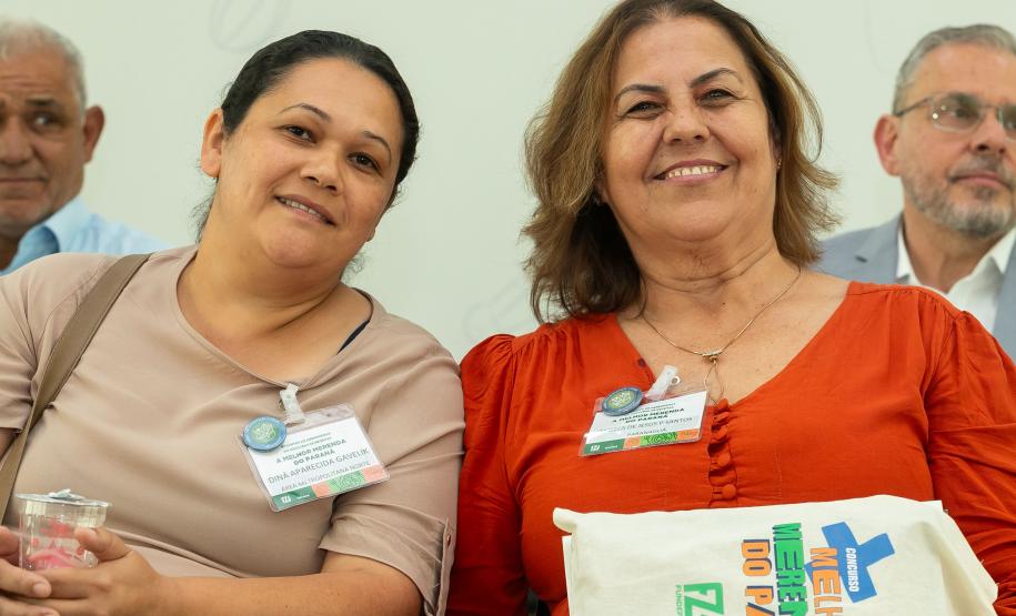 O Governo do Paraná premia as vencedoras do Concurso "A Melhor Merenda do Paraná".