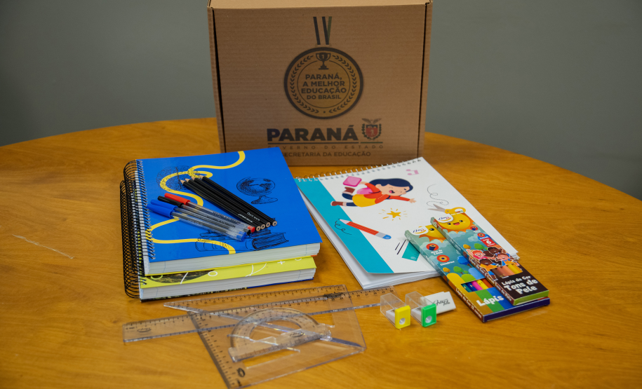 Pela primeira vez, Paraná entregará kits escolares para todos alunos da rede estadual Foto: Adriano Gomes/SEED-PR