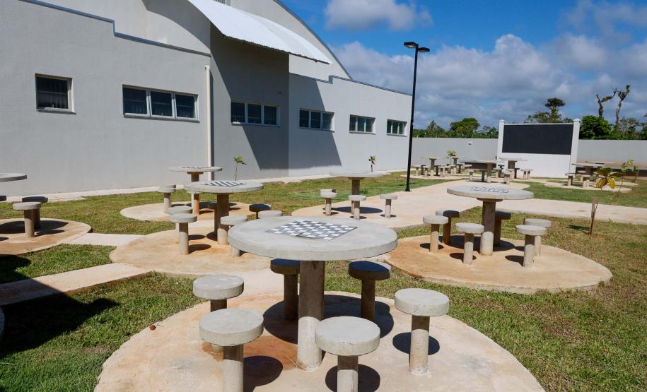 Com investimento de R$ 12,7 milhões, Estado inaugura o Colégio Aníbal Khury em Guaratuba