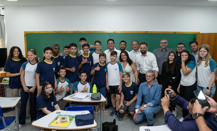 O governador Carlos Massa Ratinho Junior inaugurou nesta terça-feira (11) a nova unidade do Colégio Estadual Jardim Gisella, em Toledo, no Oeste do Paraná.