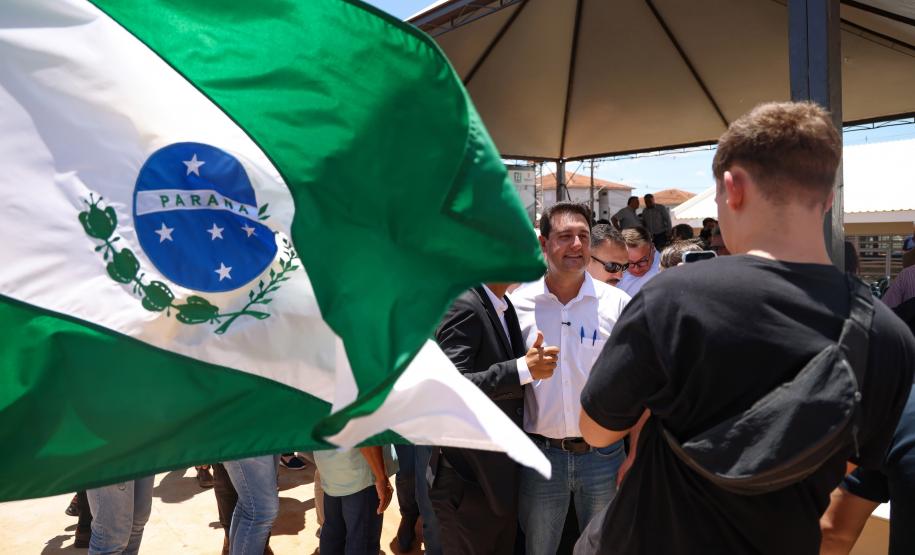 O governador Carlos Massa Ratinho Junior inaugurou oficialmente nesta terça-feira (11) O Colégio Estadual Andreia Neres dos Santos, em Cascavel, no Oeste do Estado, que recebeu um investimento de R$ 13,5 milhões do Governo do Estado.