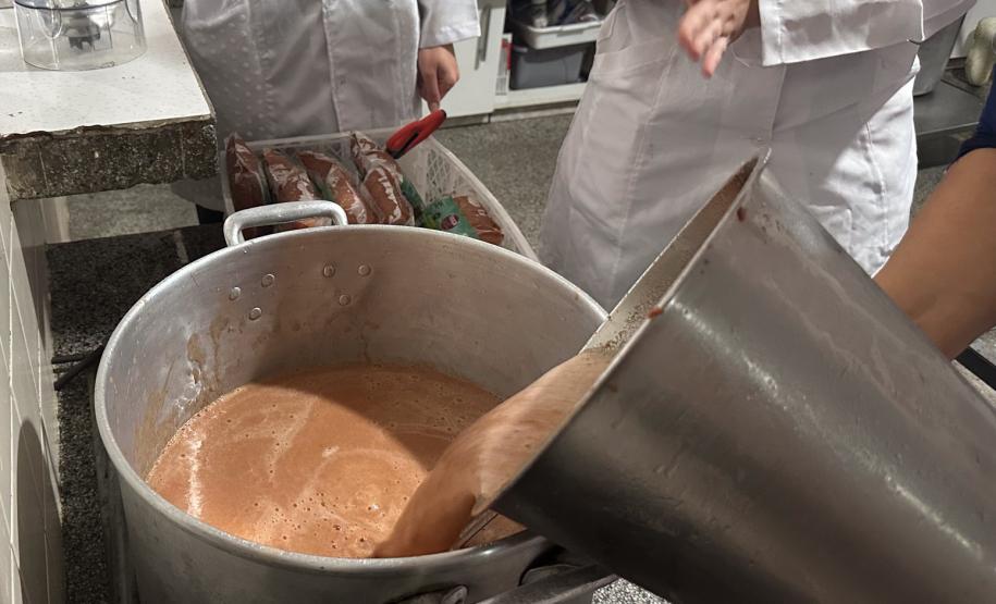 Polpas de frutas nativas enriquecem a merenda nas escolas estaduais do Paraná