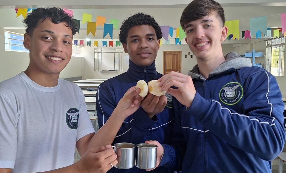 Mais Merenda - Pão de Queijo