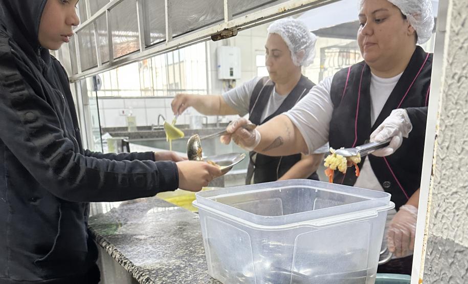 Do curso à prática: merendeiras do Paraná levam novas técnicas e receitas para as escolas