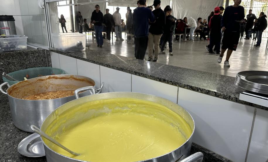 Do curso à prática: merendeiras do Paraná levam novas técnicas e receitas para as escolas