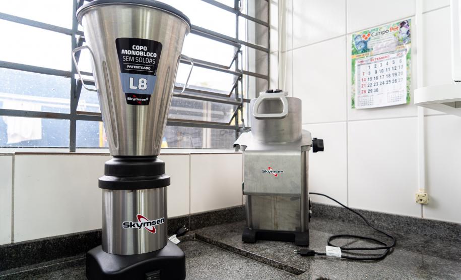 R$ 30 milhões: Estado entrega lava-louças e equipamentos para cozinhas de escolas estaduais