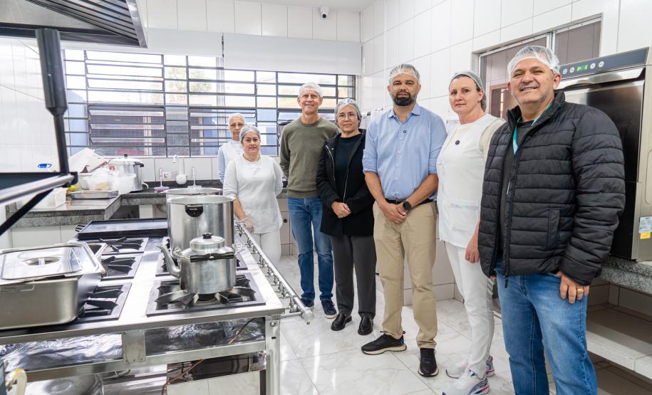 R$ 30 milhões: Estado entrega lava-louças e equipamentos para cozinhas de escolas estaduais