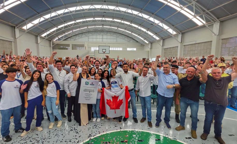 Centro de Educação Profissional Agrícola de Colorado entregue