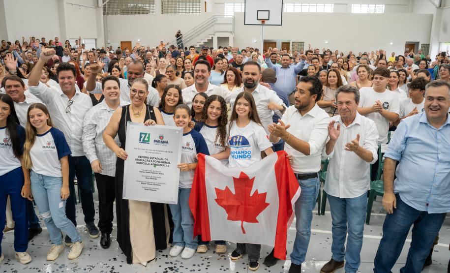 Centro de Educação Profissional Agrícola de Colorado entregue