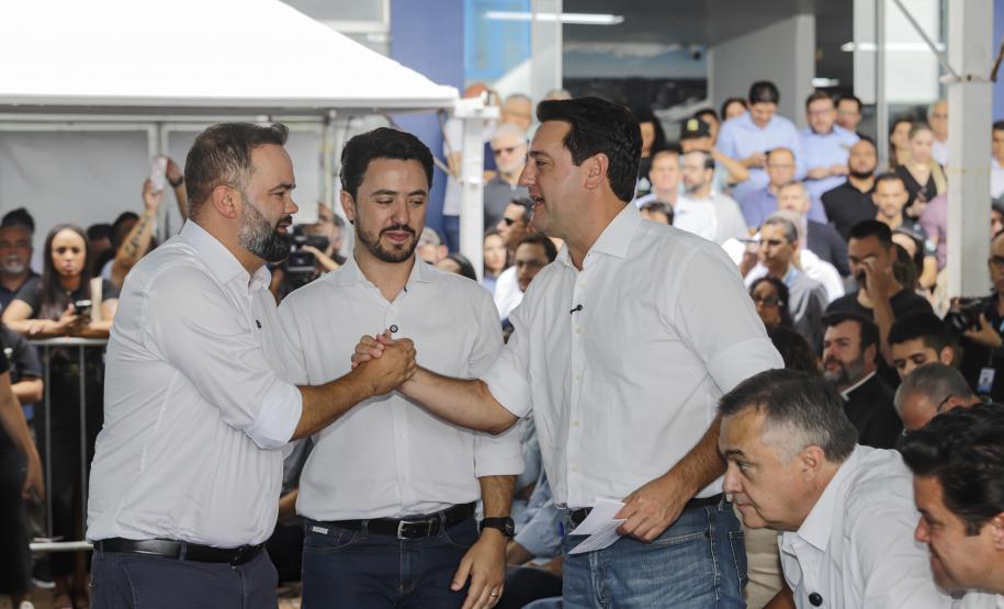 Duas escolas novas Apucarana Fundepar