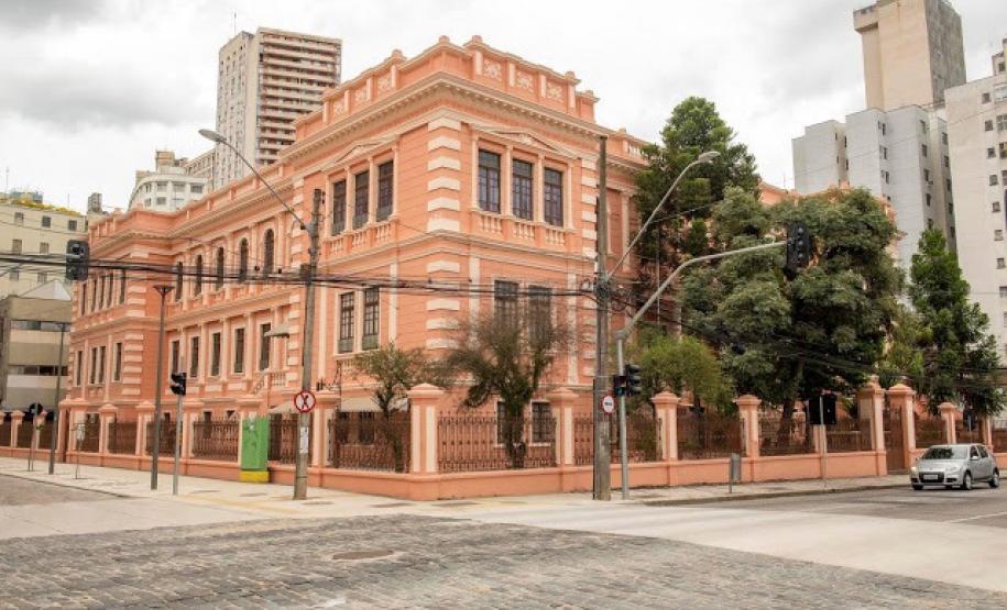 Instituto de Educação do Paraná celebra 150 anos