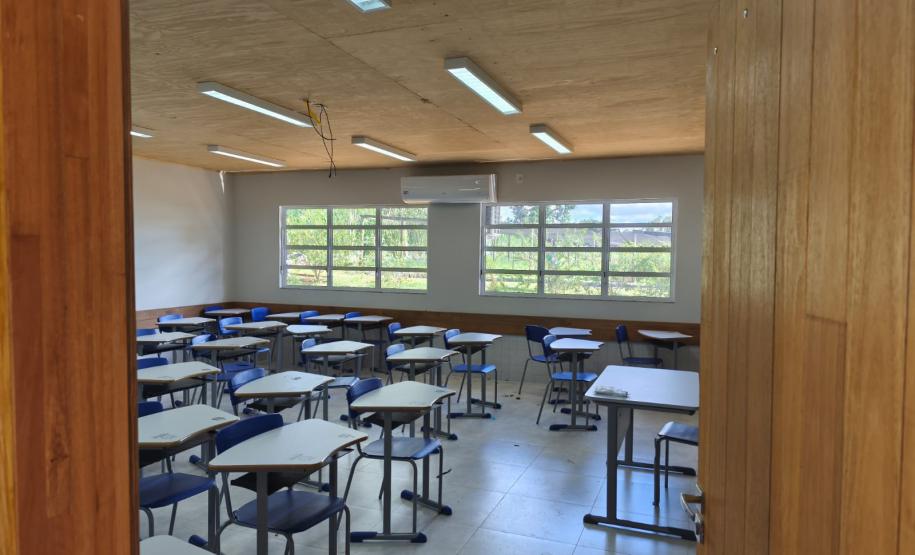 Estado avança na substituição de salas de madeira com anúncio de novas entregas