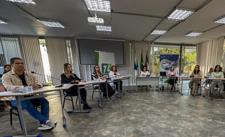 Fundepar realiza primeira audiência pública sobre materiais e suprimentos escolares para 2026