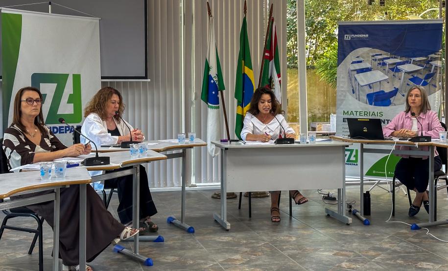 Fundepar realiza primeira audiência pública sobre materiais e suprimentos escolares para 2026